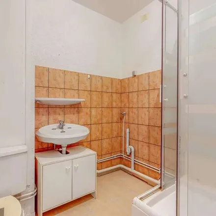 Rent this 2 bed apartment on 8 Place Xavier Ricard in 69110 Sainte-Foy-lès-Lyon, France