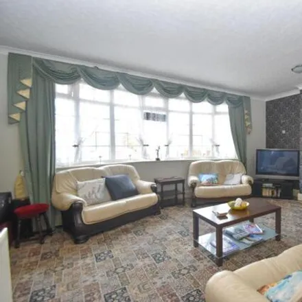 Image 2 - The Newhaven Guest House, 21 Sunningdale Drive, Skegness, PE25 1BB, United Kingdom - House for sale