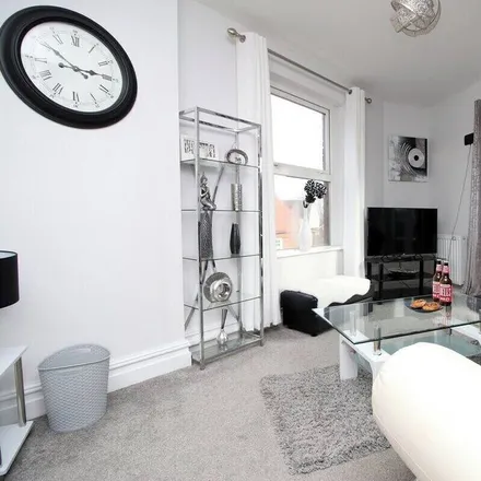 Image 4 - Barry, CF62 6SD, United Kingdom - Apartment for rent