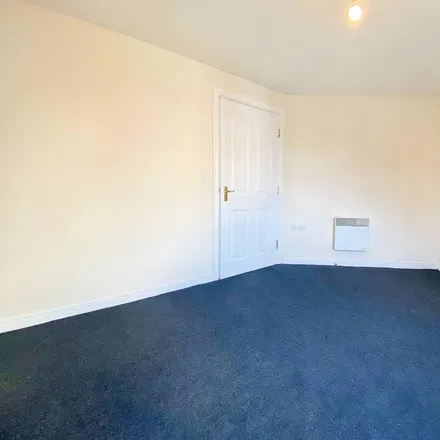 Image 6 - Clough Close, Middlesbrough, TS5 5DW, United Kingdom - Apartment for rent
