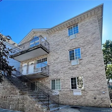 Buy this 7 bed house on 856 Van Nest Avenue in New York, NY 10462