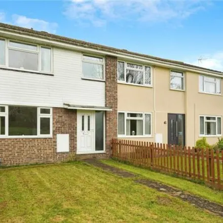 Buy this 3 bed townhouse on Curlew Road in Gloucester, GL4 4TE