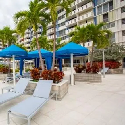Image 3 - 800 West Avenue, Miami Beach, FL 33139, USA - Condo for rent