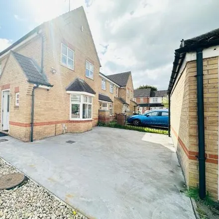 Rent this 3 bed house on Yale Road in Willenhall, WV13 2JR