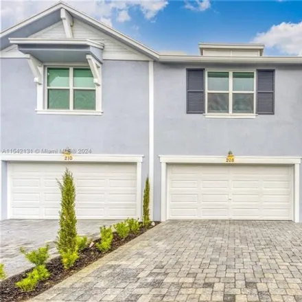 Rent this 3 bed townhouse on unnamed road in Stuart, FL 34957