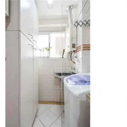 Buy this 2 bed apartment on Rua Clodomiro Amazonas 1374 in Vila Olímpia, São Paulo - SP