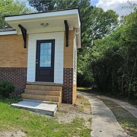 Buy this 2 bed house on 3088 Hillcrest Avenue in Macon, GA 31204