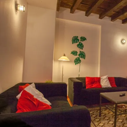Rent this 2 bed apartment on Calle Misericordia in 18001 Granada, Spain