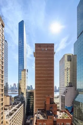 Image 7 - The Belmont, 320 East 46th Street, New York, NY 10017, USA - Condo for sale