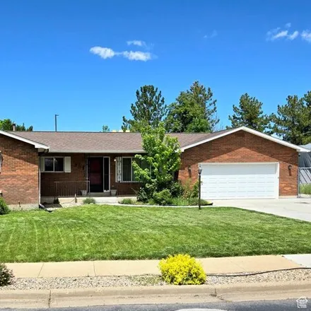 Buy this 4 bed house on 785 Aspen Way in Layton, UT 84040