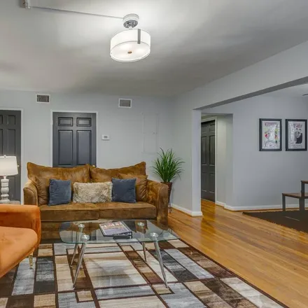 Rent this 1 bed apartment on Nashville-Davidson