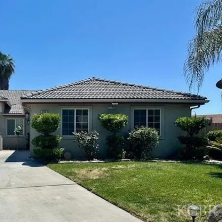 Buy this 3 bed house on 1601 Eagle Street in Lemoore, CA 93245
