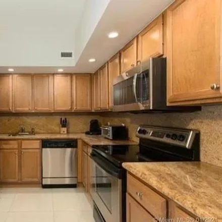Image 6 - 5500 Block, Miami Beach, FL 33140, USA - Apartment for rent