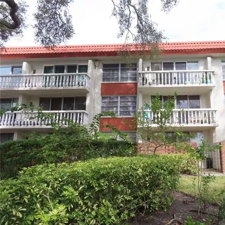 Image 1 - 1004 Pearce Drive, Clearwater, FL 33764, USA - Condo for sale