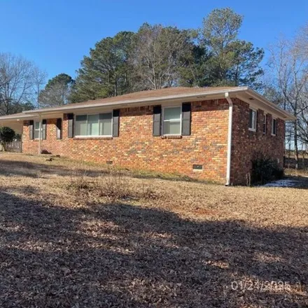 Rent this 3 bed house on 101 Oak Grove Rd in McDonough, Georgia