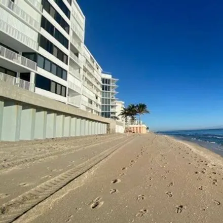Image 1 - South Ocean Boulevard, South Palm Beach, Palm Beach County, FL 33460, USA - House for rent