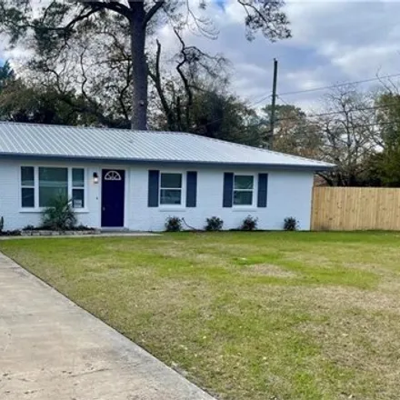Buy this 4 bed house on 1975 Q Street in Brunswick, GA 31520