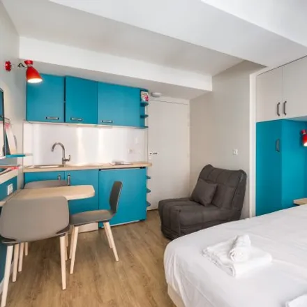 Image 1 - Lyon, Terreaux, ARA, FR - Apartment for rent