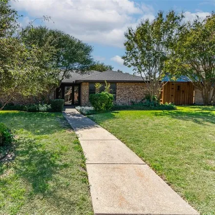 Buy this 4 bed house on 1522 Springtree Circle in Richardson, TX 75082