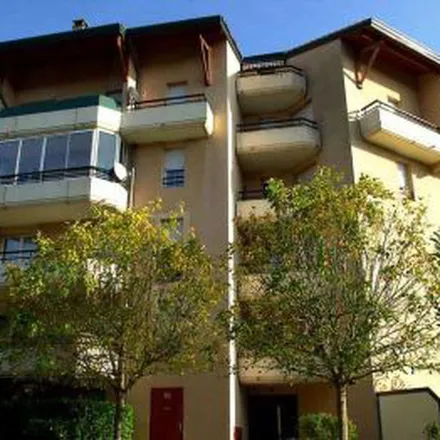 Rent this 1 bed apartment on 19 Avenue Alain Gerbault in 31100 Toulouse, France