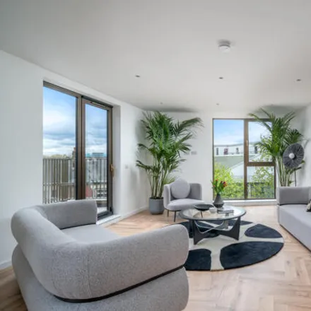 Image 2 - Moore House, Mildenhall Road, Lower Clapton, London, E5 0DD, United Kingdom - Apartment for sale