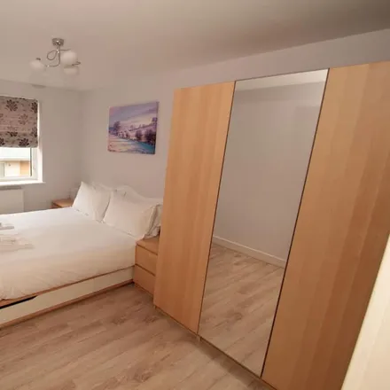 Rent this 2 bed apartment on London in E14 2DG, United Kingdom