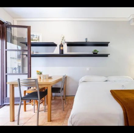Rent this 1 bed apartment on Àpats Quattros in Carrer Sant Domènec, 2