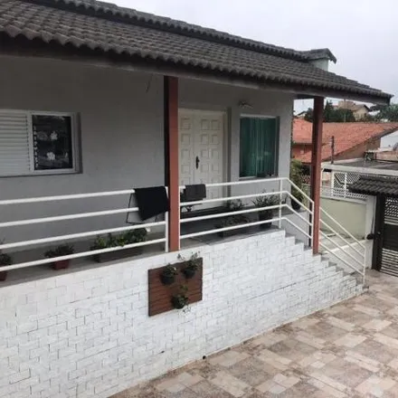 Buy this 3 bed house on Avenida Santo André in Núcleo Colonial, Ribeirão Pires - SP