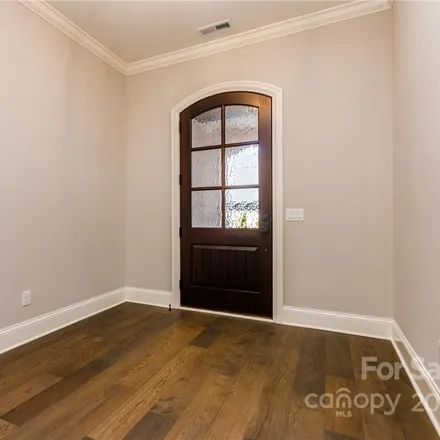 Image 4 - Audrey Place, Old Providence, Charlotte, NC 28211, USA - Townhouse for sale