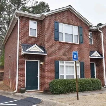 Buy this 2 bed condo on 637 Huntington Rd Apt B5 in Athens, Georgia