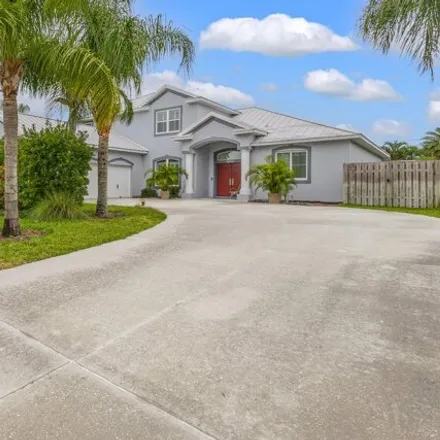 Buy this 5 bed house on Reed Avenue in Melbourne, FL 32901