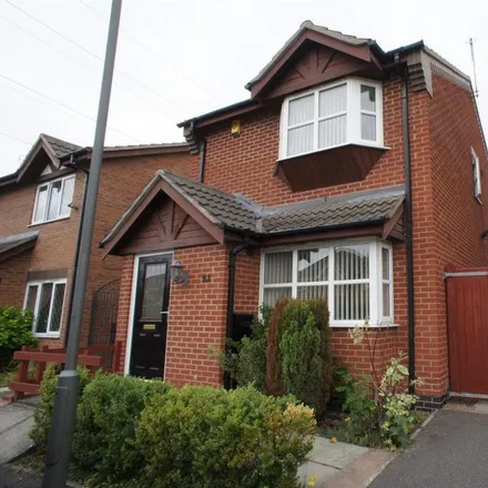 Rent this 3 bed duplex on Berwick Drive in South Derbyshire, DE24 3HT