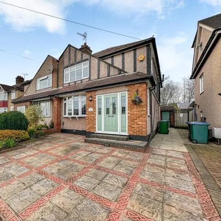 Image 1 - Southfield Avenue, Tudor Estate, WD24 7UT, United Kingdom - Duplex for sale