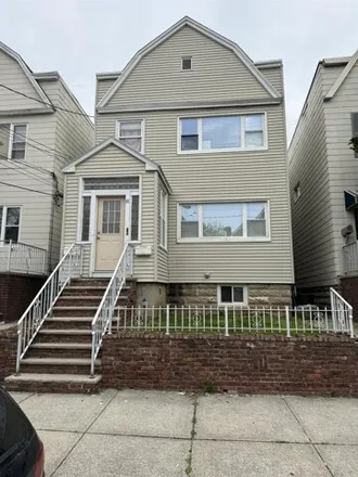 Rent this 1 bed house on 81 West 3rd Street in Bergen Point, Bayonne