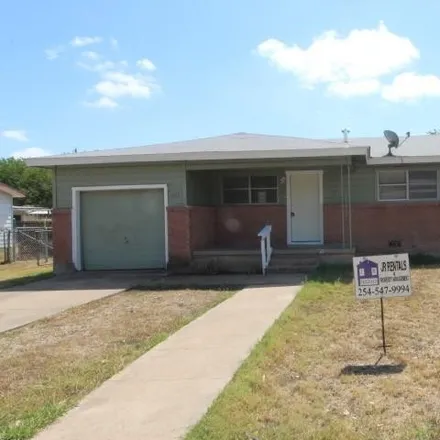 Rent this 3 bed house on 907 Mary Street in Copperas Cove, TX 76522