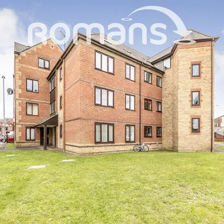 Rent this 2 bed apartment on Regent Place in 24-29 Caversham Road, Reading