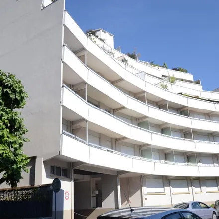 Rent this 1 bed apartment on 35 Rue du Champ Rond in 45000 Cité Emile Zola, France