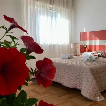 Image 8 - 37019 Peschiera del Garda VR, Italy - Apartment for rent