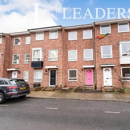 Rent this 4 bed townhouse on Warblington Street in Portsmouth, PO1 2JN