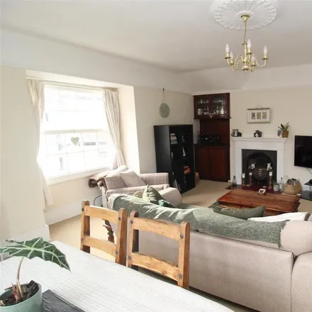 Image 9 - Villa Gardens, Exeter, EX2 9JB, United Kingdom - Apartment for rent