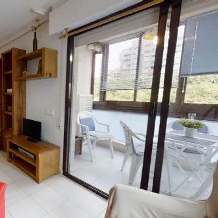 Rent this 3 bed apartment on Av. Naciones in Avinguda Goleta / Avenida Goleta, 03540 Alicante