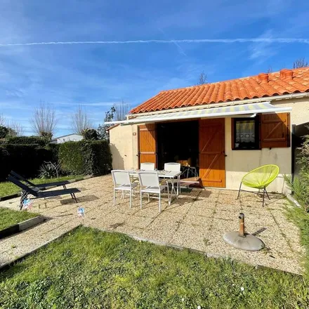 Image 9 - 85470 Brem-sur-Mer, France - Duplex for rent