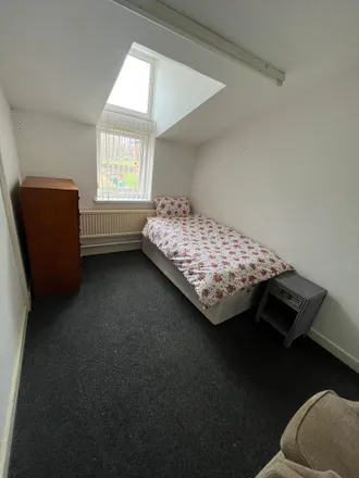 Rent this 1 bed room on Clevedon Road in Highgate, B12 9HE