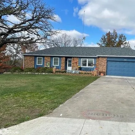 Buy this 4 bed house on 979 Woodland View Drive in Centerville, IA 52544