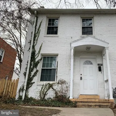 Rent this 2 bed house on 127 South Glebe Road in Arlington, VA 22204