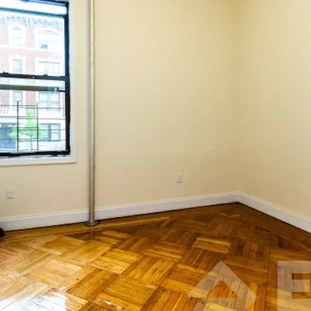 Rent this 3 bed apartment on 1131 President Street in New York, NY 11225