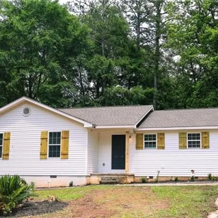 Buy this 3 bed house on 944 Santa Fe Trail in Macon, GA 31220