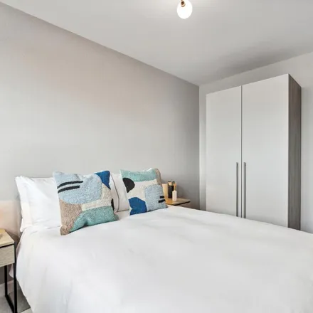 Rent this 2 bed apartment on Luxborough Tower in Luxborough Street, London