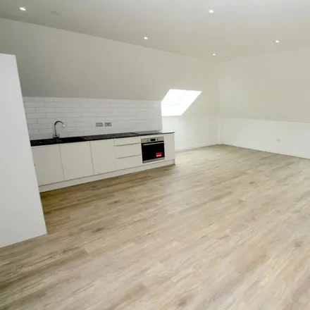 Rent this 1 bed apartment on London Road in Spelthorne, TW18 4JT