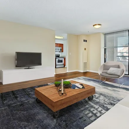 Rent this 2 bed apartment on Evanston Place in 1715 Chicago Avenue, Evanston